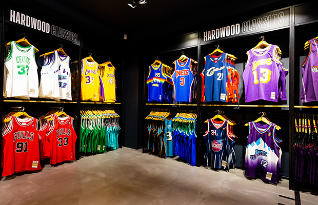 NBA Store - Shop the New Orleans Pelicans City Edition Collection NOW ➡️   New Orleans is a city that prides itself on  perseverance, strength and resilience. The 2020-21 Nike NBA New